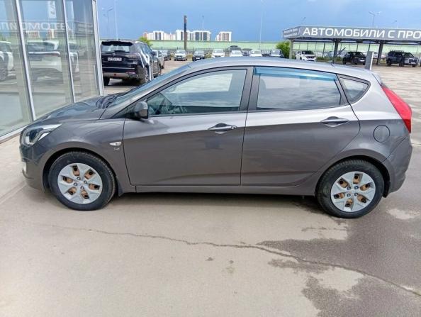 Hyundai Solaris I Рестайлинг с пробегом 2015 года, цена 850 000 рублей, 174000 км, хэтчбек, Автокод Объявления
