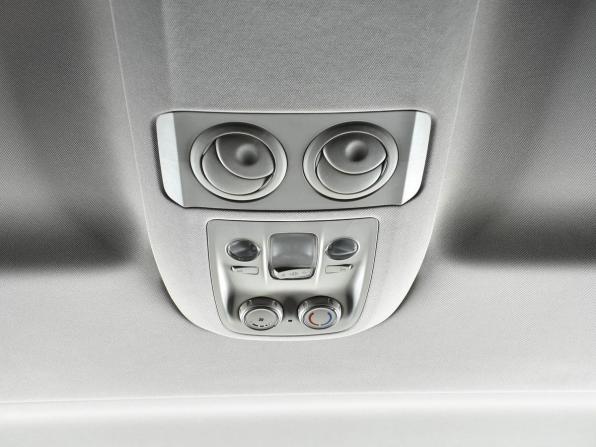 Peugeot Traveller I с пробегом 2018 года, цена 3 494 995 рублей, 73330 км, минивэн, Автокод Объявления