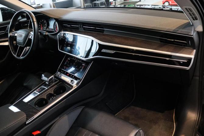 Audi A6 V (C8) с пробегом 2019 года, цена 3 250 000 рублей, 90801 км, седан, Автокод Объявления