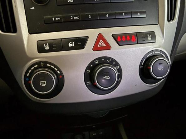 Kia Ceed I с пробегом 2009 года, цена 537 500 рублей, 233105 км, хэтчбек, Автокод Объявления