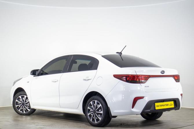 Kia Rio IV с пробегом 2018 года, цена 1 179 000 рублей, 138000 км, седан, Автокод Объявления