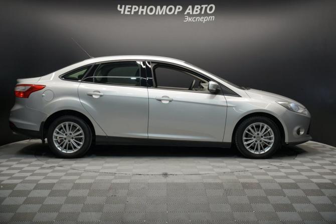 Ford Focus III с пробегом 2013 года, цена 941 000 рублей, 219500 км, седан, Автокод Объявления