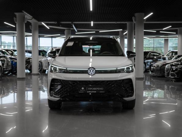 Volkswagen Tiguan III (China Market) с пробегом 2026 года, цена 4 900 000 рублей, 19 км, внедорожник, Автокод Объявления
