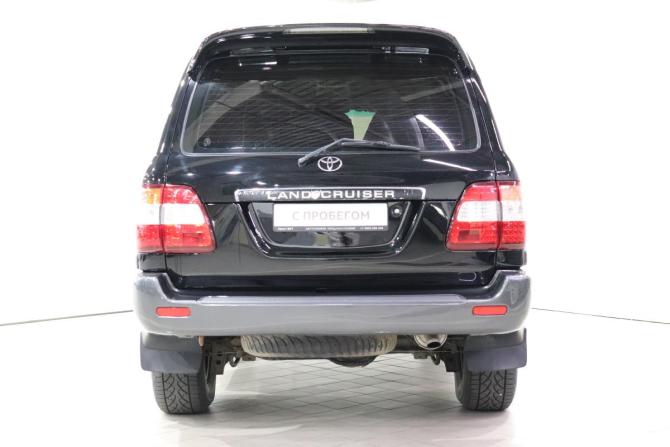 Toyota Land Cruiser 100 Series Рестайлинг 2 с пробегом 2006 года, цена 2 650 000 рублей, 229068 км, внедорожник, Автокод Объявления