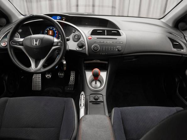 Honda Civic VIII с пробегом 2008 года, цена 680 000 рублей, 354105 км, хэтчбек, Автокод Объявления