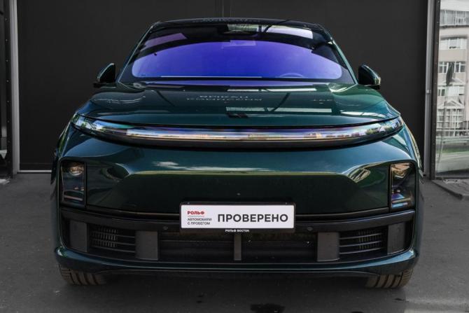 Li Auto (Lixiang) L7 I Рестайлинг с пробегом 2024 года, цена 6 100 000 рублей, 45796 км, внедорожник, Автокод Объявления