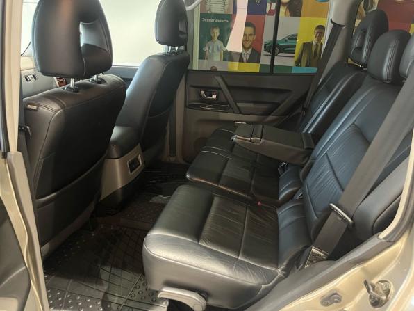 Mitsubishi Pajero III Рестайлинг с пробегом 2004 года, цена 999 000 рублей, 166476 км, внедорожник, Автокод Объявления