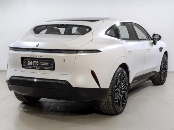 Avatr 11 I с пробегом 2024 года, цена 5 500 000 рублей, 5108 км, внедорожник, Автокод Объявления