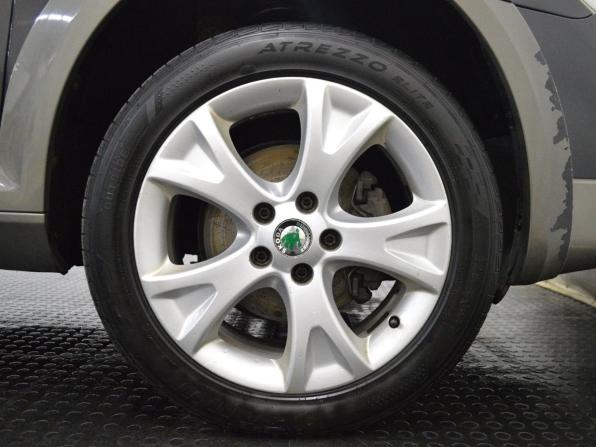 Skoda Octavia II (A5) Рестайлинг с пробегом 2011 года, цена 790 000 рублей, 314003 км, универсал, Автокод Объявления