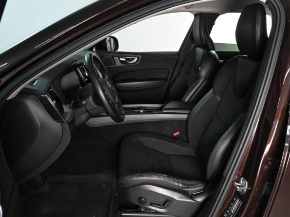 Volvo XC60 II с пробегом 2021 года, цена 4 399 000 рублей, 100062 км, внедорожник, Автокод Объявления