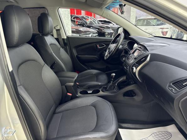 Hyundai ix35 I Рестайлинг с пробегом 2014 года, цена 1 465 000 рублей, 115759 км, внедорожник, Автокод Объявления