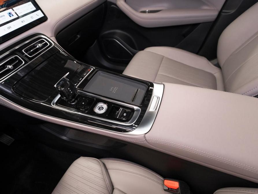 Geely Atlas II Москва  - изображение 16