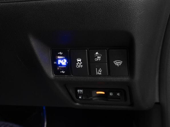 Honda Stepwgn V Рестайлинг с пробегом 2019 года, цена 2 449 000 рублей, 102133 км, минивэн, Автокод Объявления
