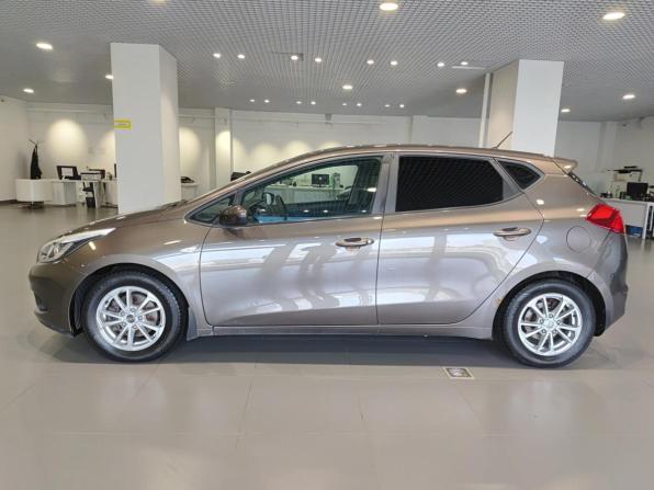 Kia Ceed II с пробегом 2013 года, цена 830 000 рублей, 183243 км, хэтчбек, Автокод Объявления