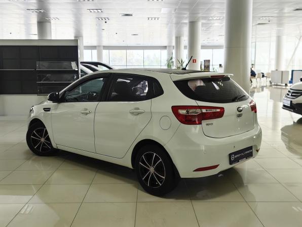 Kia Rio III с пробегом 2015 года, цена 875 000 рублей, 65970 км, хэтчбек, Автокод Объявления