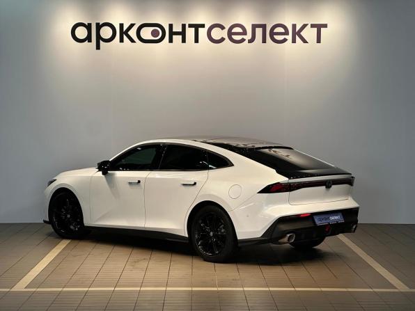 Changan UNI-V I с пробегом 2024 года, цена 2 390 000 рублей, 34010 км, лифтбек, Автокод Объявления