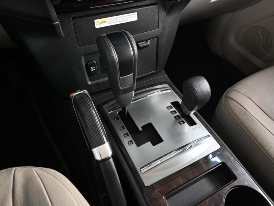 Mitsubishi Pajero IV Рестайлинг 2 Ростов-на-Дону  - изображение 14