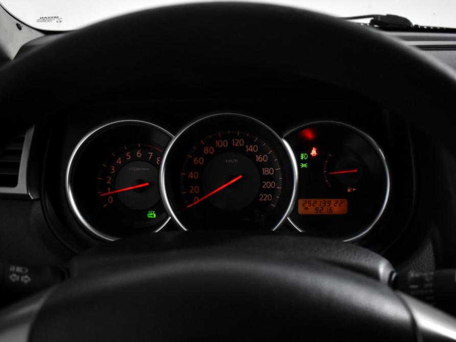 Nissan Tiida I Санкт-Петербург  - изображение 19