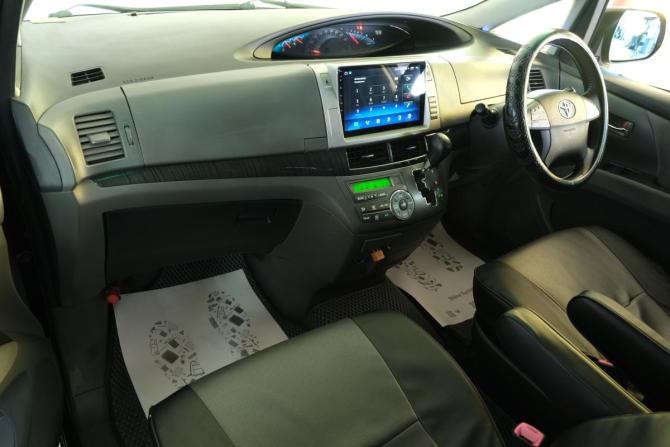Toyota Estima III Рестайлинг с пробегом 2010 года, цена 1 699 000 рублей, 120000 км, минивэн, Автокод Объявления
