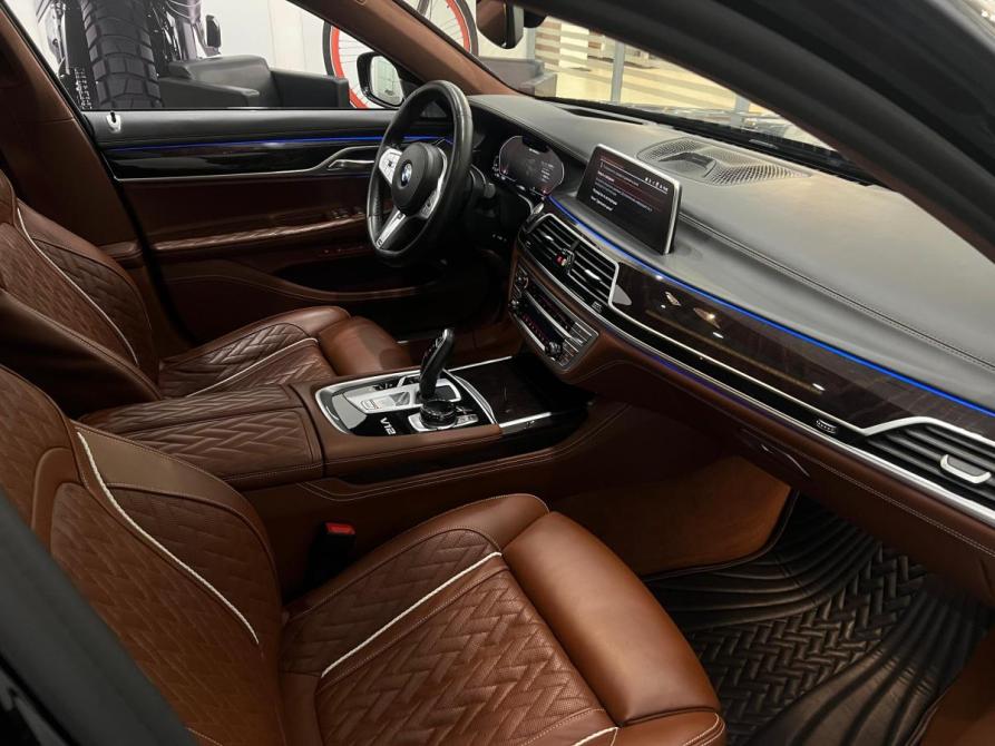 BMW 7 серии VI (G11/G12) Рестайлинг Новосибирск  - изображение 4