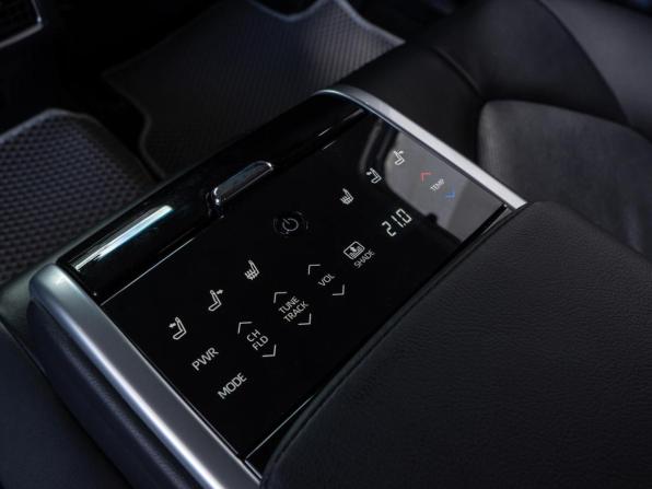Toyota Camry VIII (XV70) с пробегом 2018 года, цена 2 760 000 рублей, 181751 км, седан, Автокод Объявления