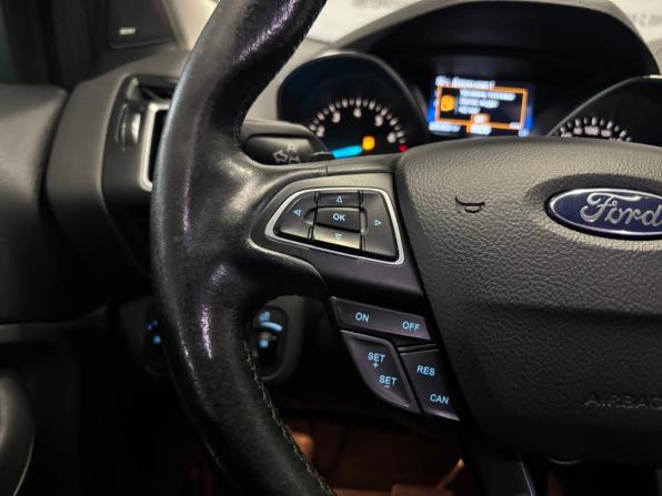 Ford Kuga II Рестайлинг с пробегом 2017 года, цена 1 399 000 рублей, 205113 км, внедорожник, Автокод Объявления