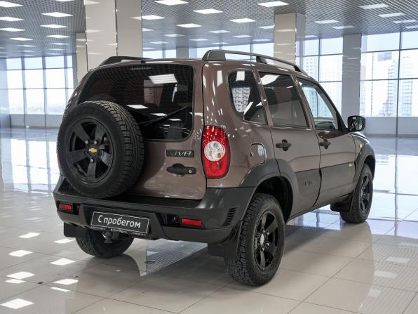 Chevrolet Niva I Рестайлинг с пробегом 2016 года, цена 647 000 рублей, 76431 км, внедорожник, Автокод Объявления