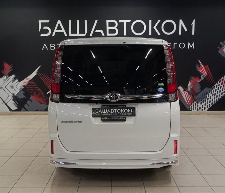 Toyota Esquire I Уфа  - изображение 5