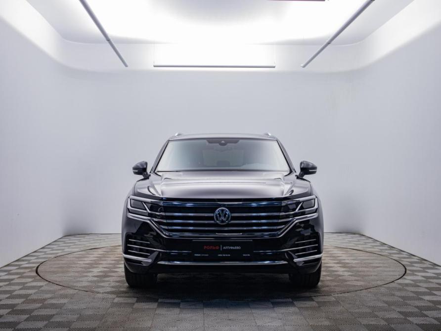 Volkswagen Touareg III Москва  - изображение 2
