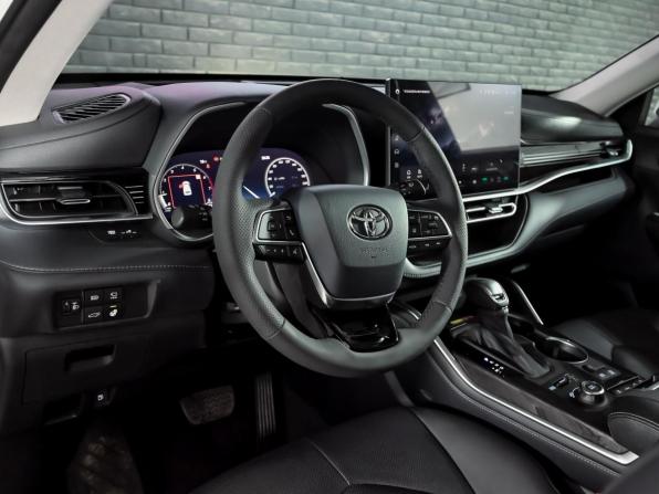 Toyota Highlander IV (XU70) с пробегом 2026 года, цена 5 410 000 рублей, 35 км, внедорожник, Автокод Объявления