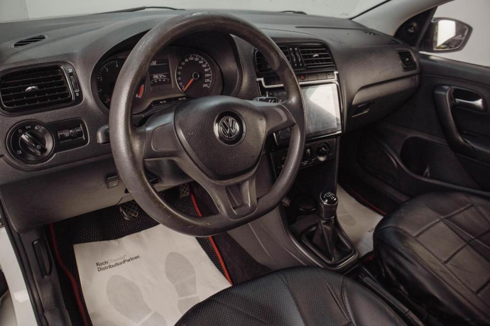 Volkswagen Polo V Рестайлинг Челябинск  - изображение 9