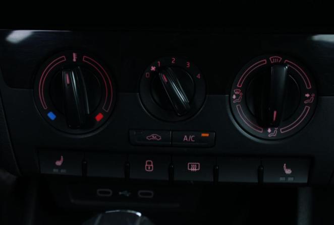 Volkswagen Polo VI с пробегом 2021 года, цена 1 690 000 рублей, 107962 км, лифтбек, Автокод Объявления
