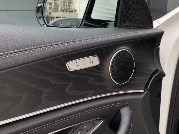 Mercedes-Benz E-Класс V (W213 S213 C238) с пробегом 2020 года, цена 3 770 000 рублей, 89111 км, седан, Автокод Объявления