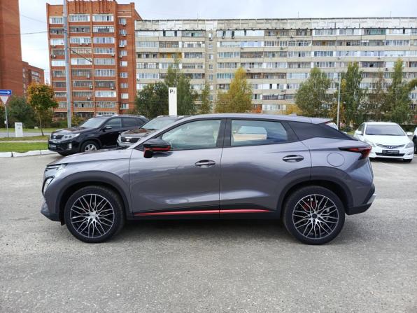 Omoda C5 I с пробегом 2022 года, цена 1 640 000 рублей, 57235 км, внедорожник, Автокод Объявления