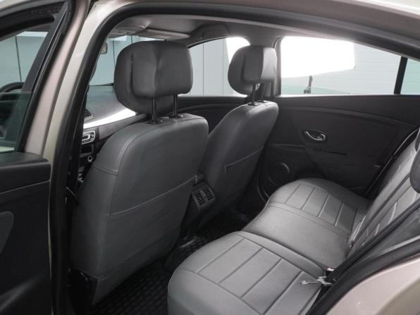 Renault Fluence I с пробегом 2011 года, цена 649 000 рублей, 316164 км, седан, Автокод Объявления