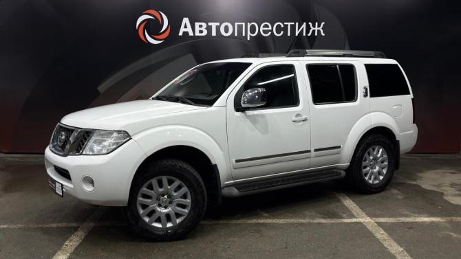 Nissan Pathfinder III Рестайлинг с пробегом 2010 года, цена 1 300 000 рублей, 286917 км, внедорожник, Автокод Объявления