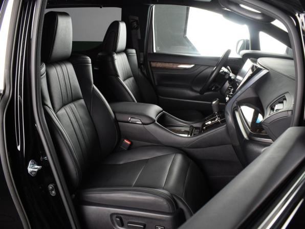 Toyota Alphard III Рестайлинг с пробегом 2021 года, цена 9 169 000 рублей, 39796 км, минивэн, Автокод Объявления