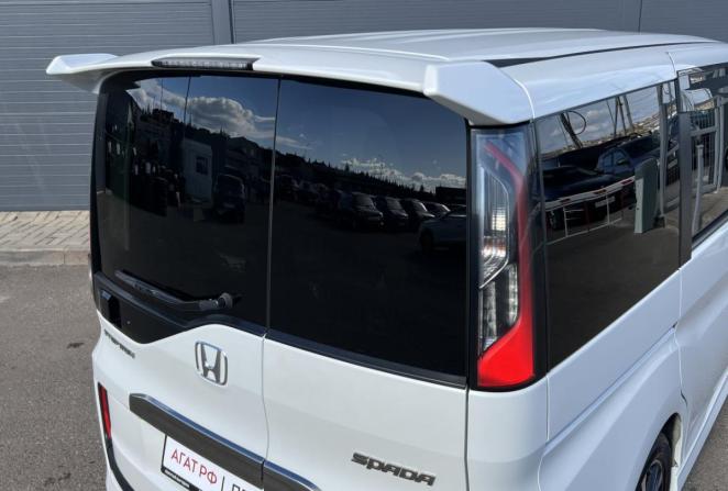 Honda Stepwgn V Рестайлинг с пробегом 2019 года, цена 2 620 000 рублей, 49845 км, минивэн, Автокод Объявления