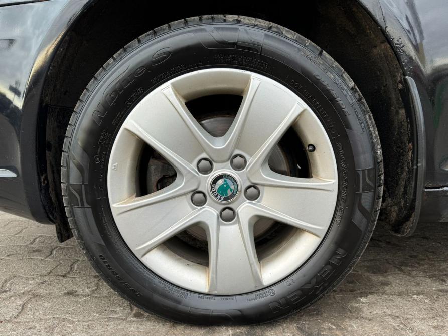 Skoda Octavia II (A5) Рестайлинг Архангельск  - изображение 9