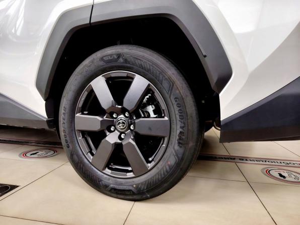Новый Toyota RAV4 VI (XA60) 2026 года, цена 5 000 000 рублей, внедорожник, Автокод Объявления