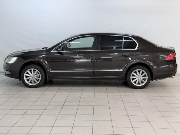 Skoda Superb II Рестайлинг с пробегом 2013 года, цена 839 000 рублей, 232260 км, лифтбек, Автокод Объявления