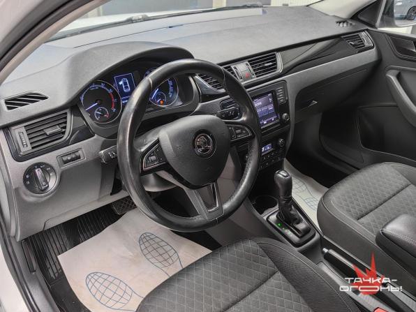Skoda Rapid I с пробегом 2017 года, цена 1 230 000 рублей, 150000 км, лифтбек, Автокод Объявления