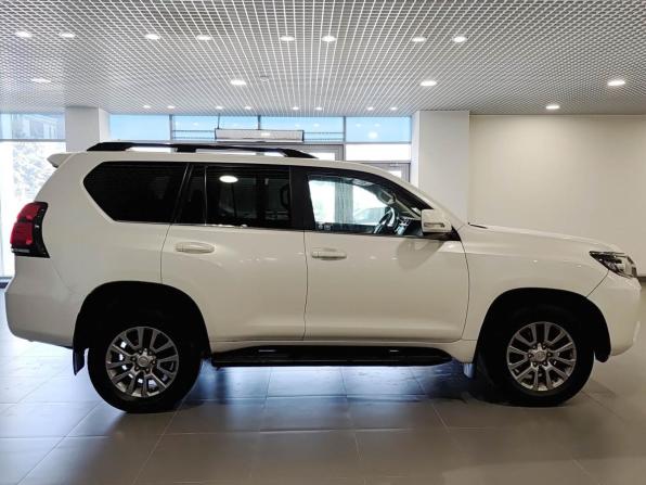 Toyota Land Cruiser Prado 150 Series Рестайлинг 2 с пробегом 2018 года, цена 4 600 000 рублей, 283432 км, внедорожник, Автокод Объявления