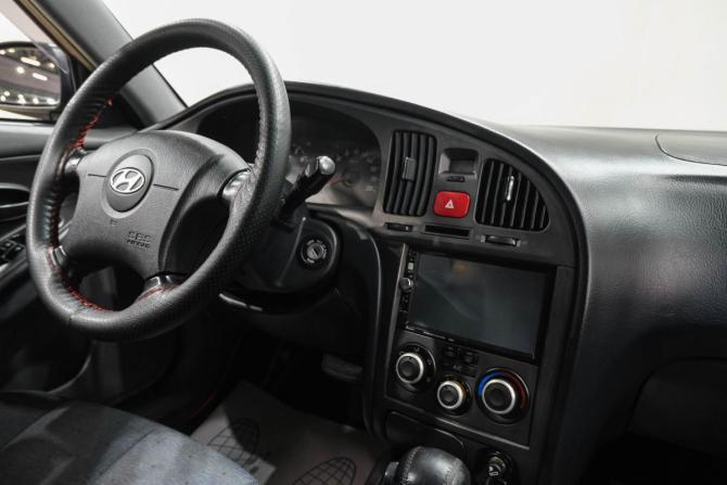 Hyundai Elantra III (XD2) Рестайлинг с пробегом 2006 года, цена 439 000 рублей, 290000 км, седан, Автокод Объявления