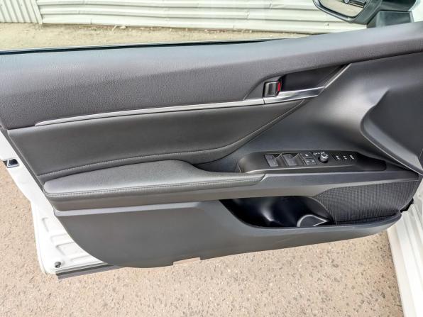 Toyota Camry VIII (XV70) Рестайлинг с пробегом 2021 года, цена 3 535 000 рублей, 63985 км, седан, Автокод Объявления