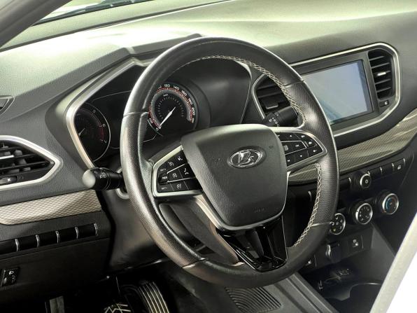 Lada (ВАЗ) Vesta I Рестайлинг (NG) с пробегом 2023 года, цена 1 330 000 рублей, 56005 км, седан, Автокод Объявления