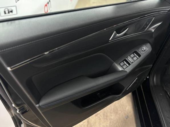 Haval Jolion I Рестайлинг с пробегом 2025 года, цена 2 499 000 рублей, 1800 км, внедорожник, Автокод Объявления