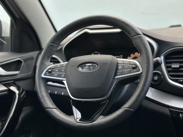 Lada (ВАЗ) Vesta I Рестайлинг (NG) с пробегом 2024 года, цена 1 500 000 рублей, 8006 км, седан, Автокод Объявления