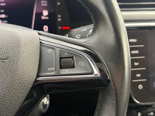 Skoda Superb III Рестайлинг с пробегом 2023 года, цена 2 945 000 рублей, 85600 км, лифтбек, Автокод Объявления