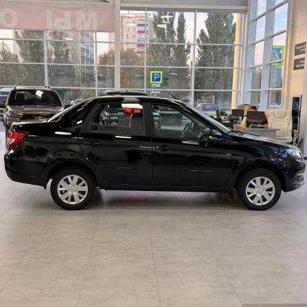 Lada (ВАЗ) Granta I Рестайлинг с пробегом 2026 года, цена 1 101 000 рублей, 9 км, седан, Автокод Объявления